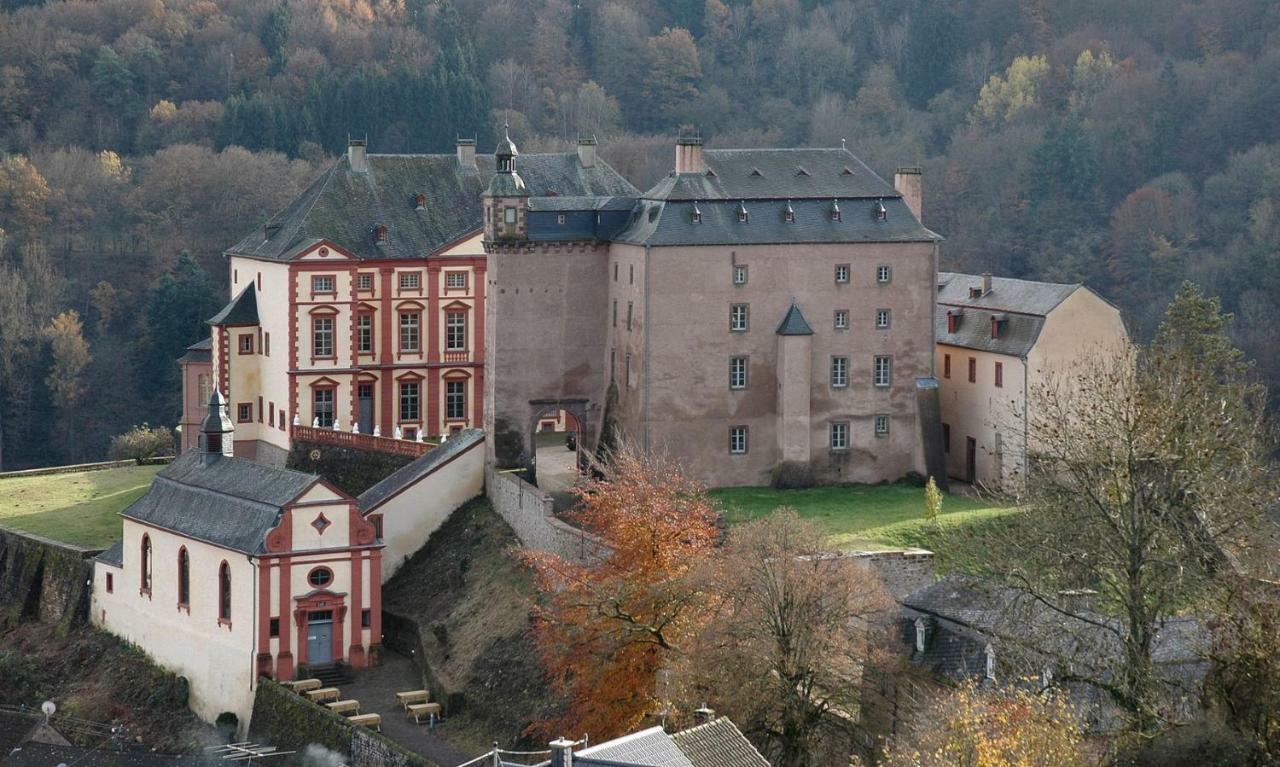 Вилла Eifel Ferienhaus Anne Oberkail Экстерьер фото